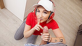 Marilyn Sugar in Banging The Noisy Teen – RealityKings